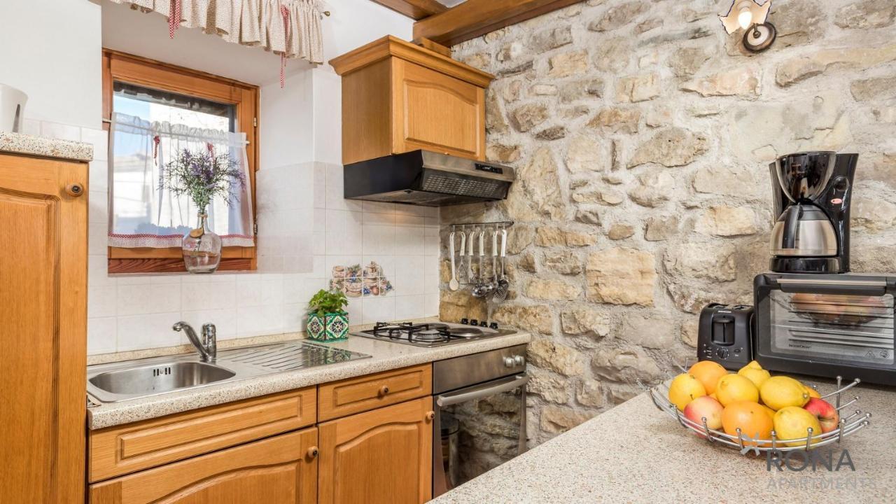 Rona Stone House Apartments Janja Boljun Dış mekan fotoğraf
