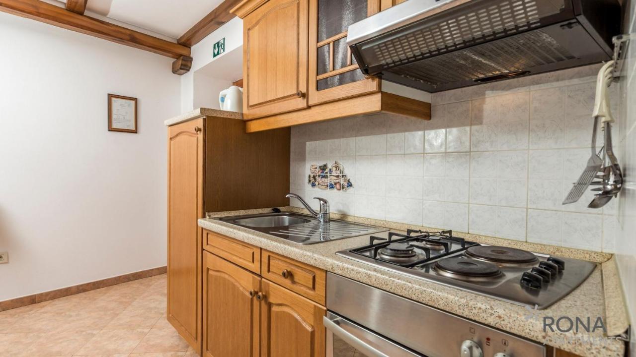 Rona Stone House Apartments Janja Boljun Dış mekan fotoğraf